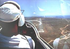 Anflug auf die Île de Yeu/Frankreich im Motorsegler SF-28