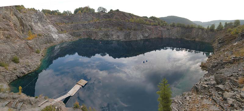 Tauchen im See im Berg, Messinghausen September 2006